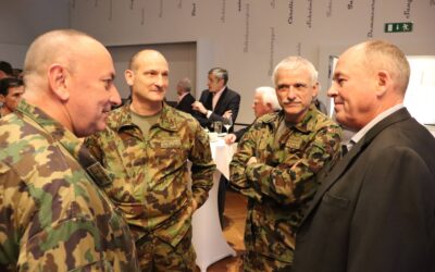 Zwei höhere Stabsoffiziere (HSO) der Armee in Weinfelden